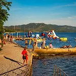 Azeret With Swimminpool Lägenhet Maslenica