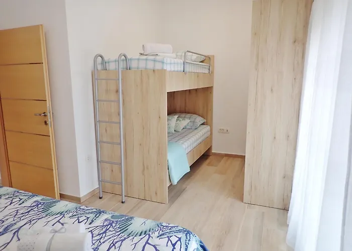 Apartamento Azeret With Swimminpool Maslenica